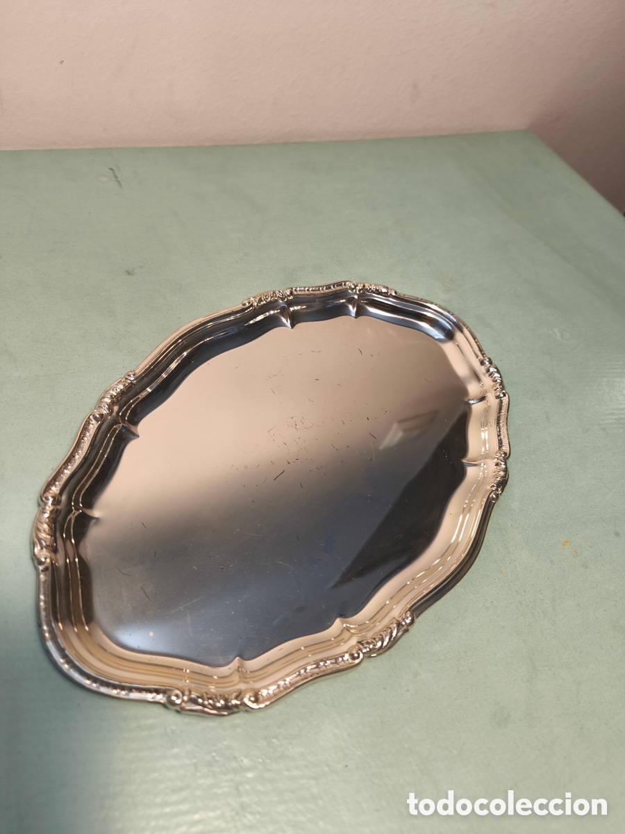 Antig&uuml;edades: BANDEJA CHAPADA DE PLATA OVALADA - Foto 1