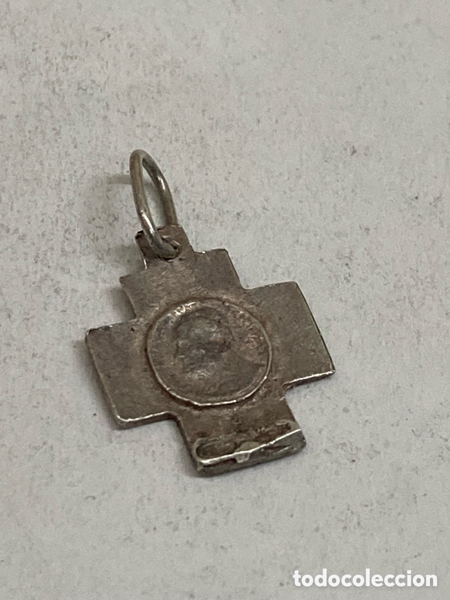 Antig&uuml;edades: Cruz de plata religiosa C517 - Foto 2