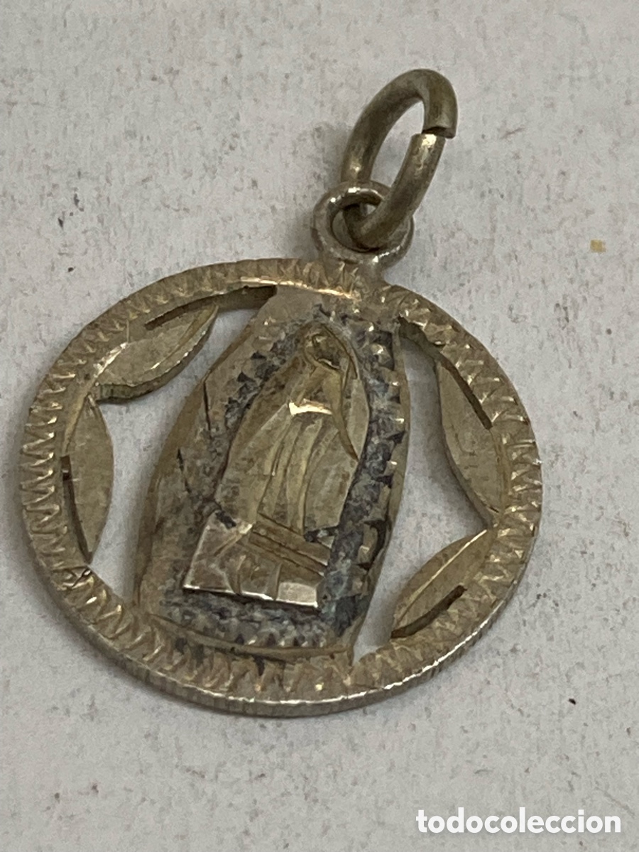 Antig&uuml;edades: Medalla de plata C517 - Foto 1