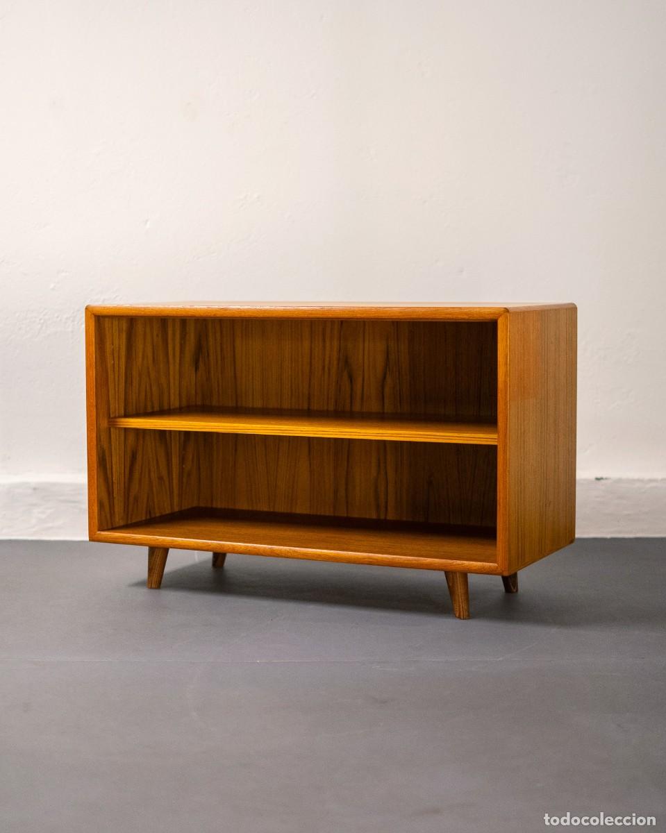 Antig&uuml;edades: ESTANTER&Iacute;A BAJA MID CENTURY EN TECA - Foto 2