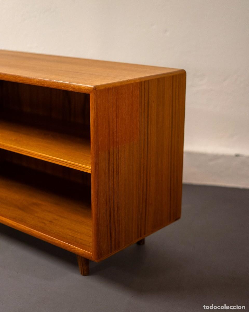 Antig&uuml;edades: ESTANTER&Iacute;A BAJA MID CENTURY EN TECA - Foto 5