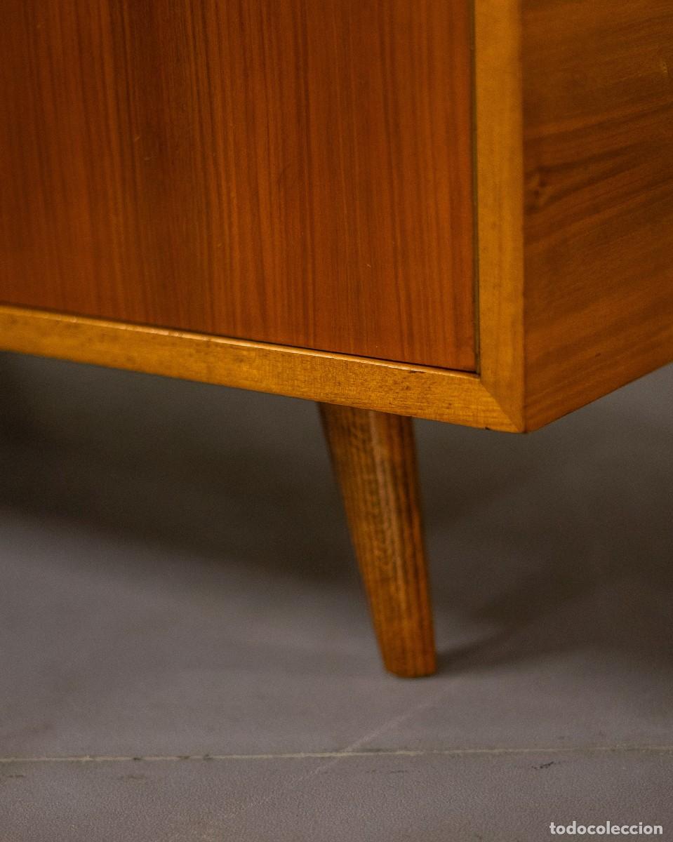 Antig&uuml;edades: MUEBLE AUXILIAR MUSTERRING DE TECA - Foto 6