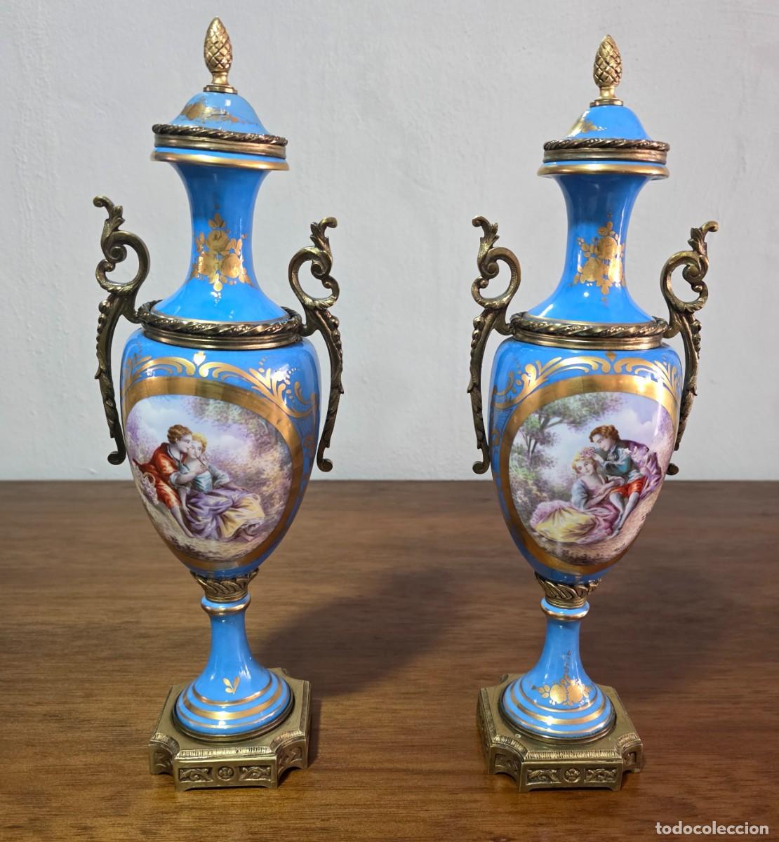 Antig&uuml;edades: 2 Jarrones estilo S&eacute;vres - Foto 1