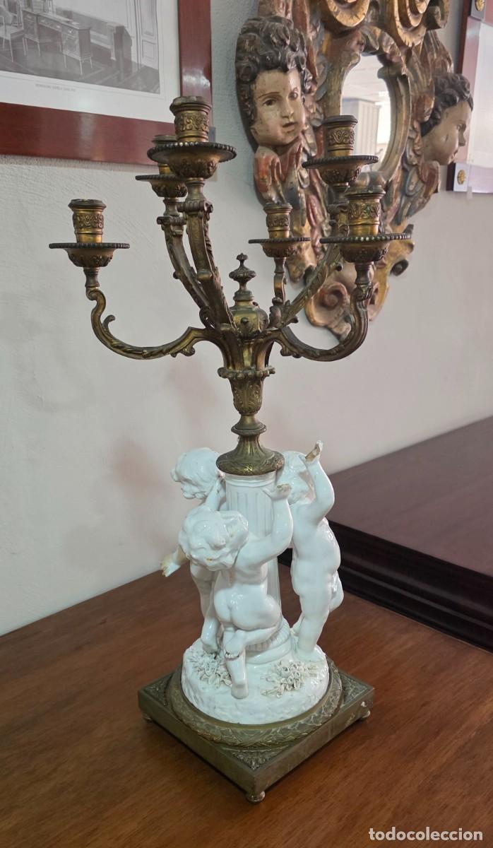 Antig&uuml;edades: Candelabro franc&eacute;s de porcelana - Foto 3