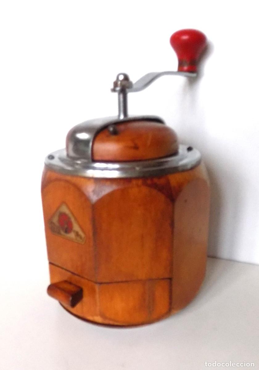 Antig&uuml;edades: MOLINILLO DE CAF&Eacute; OCTOGONAL MARCA De. Ve. HOLANDA. CA. 1950/1965 - Foto 3