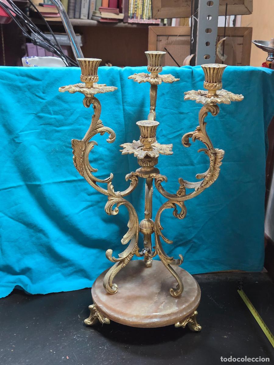 Antig&uuml;edades: candelabro de bronce dorado - Foto 1