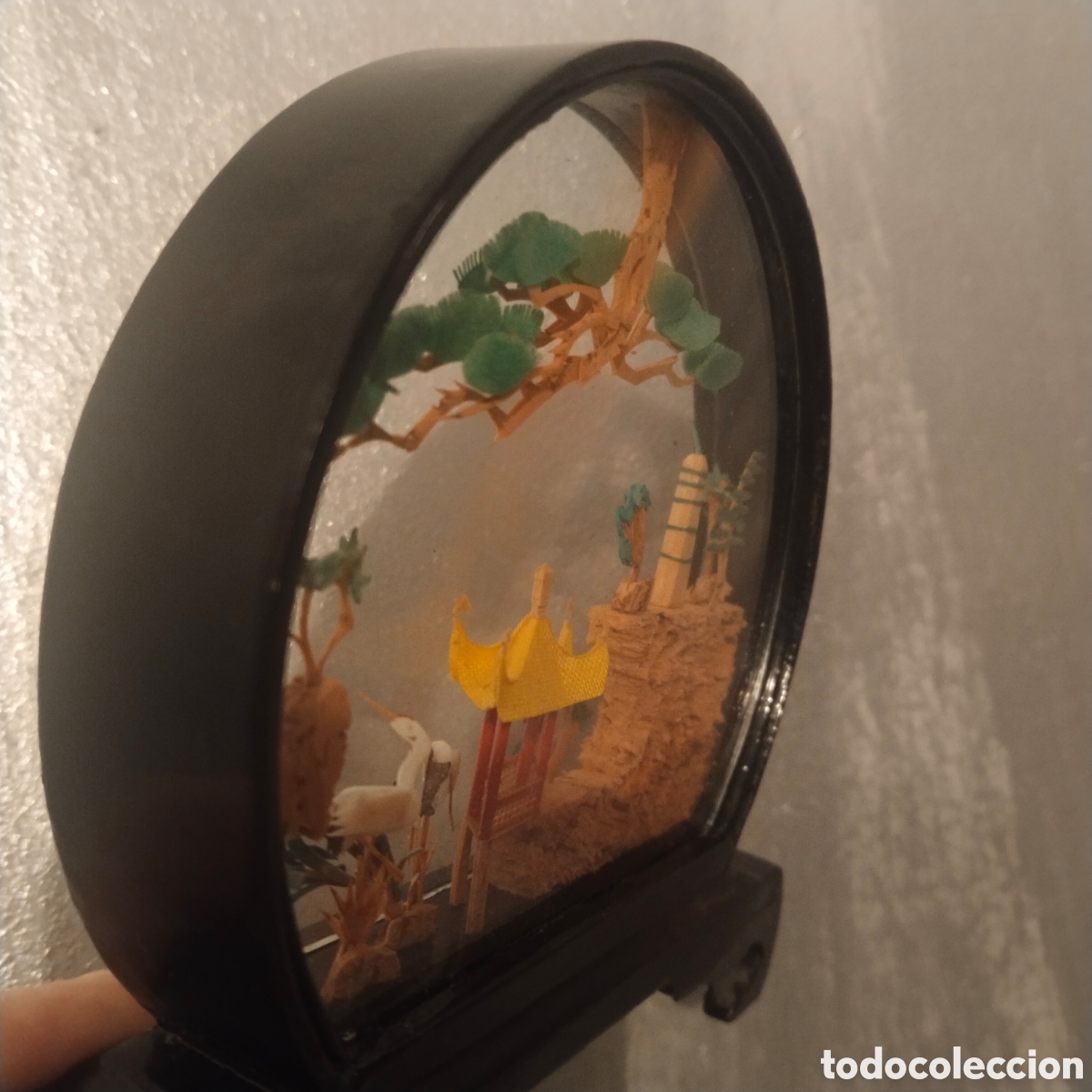 Antig&uuml;edades: Diorama chino y barcos vitrina - Foto 3