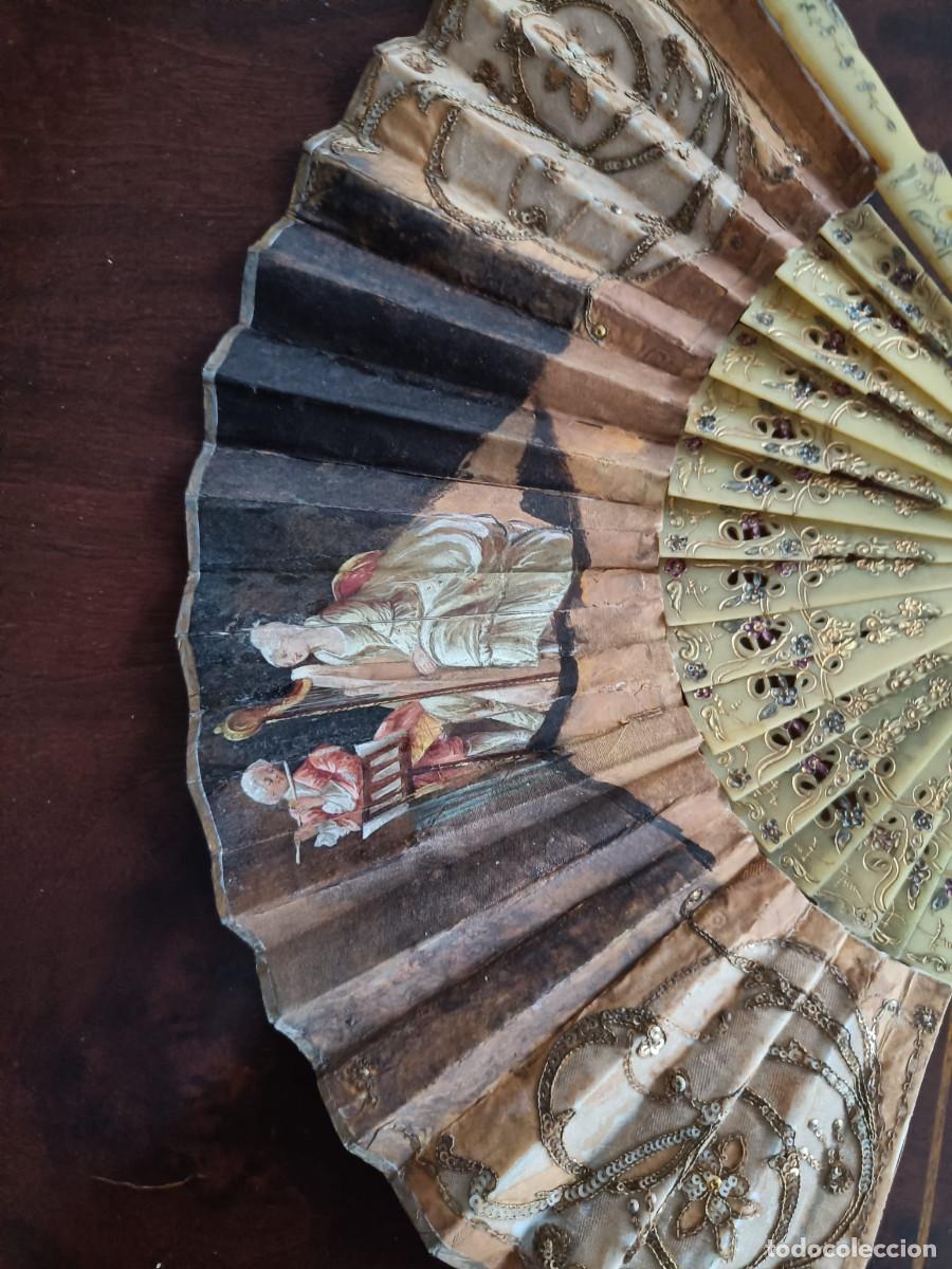 Antig&uuml;edades: ABANICO MODERNISTA CON ESTUCHE - Foto 1