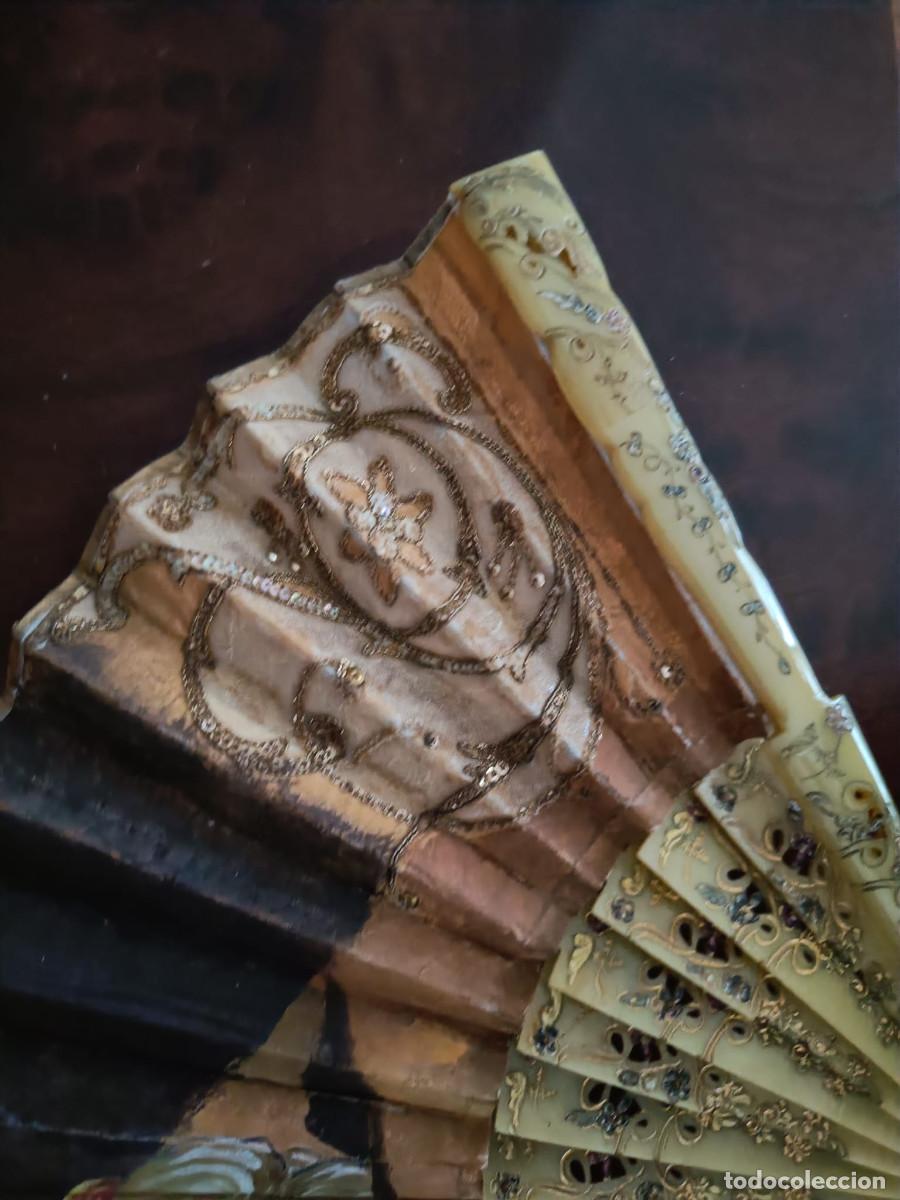 Antig&uuml;edades: ABANICO MODERNISTA CON ESTUCHE - Foto 4