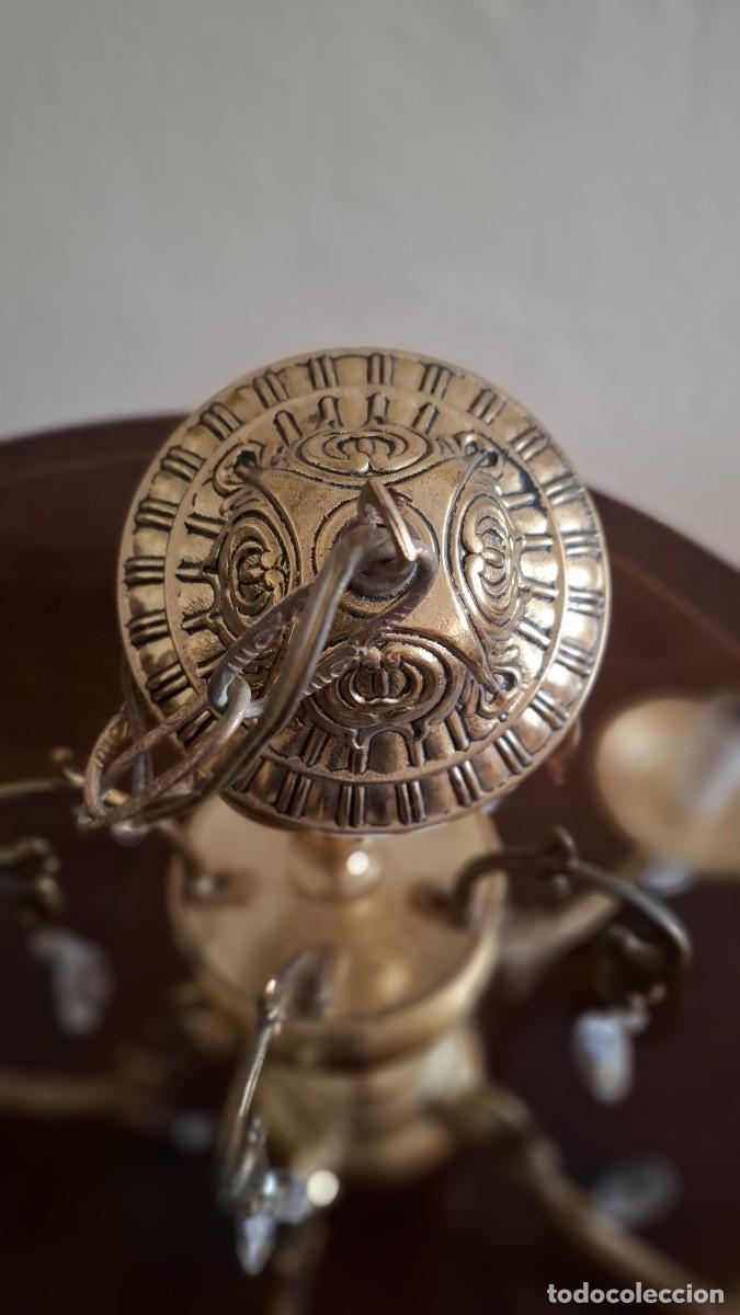 Antig&uuml;edades: Lampara de bronce dorado y cristal - Foto 3