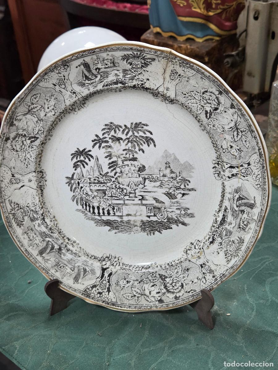 Antig&uuml;edades: plato de ceramica vintage - Foto 1