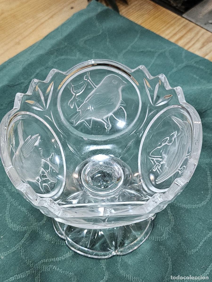 Antig&uuml;edades: copon de cristal labrado antiguo - Foto 2