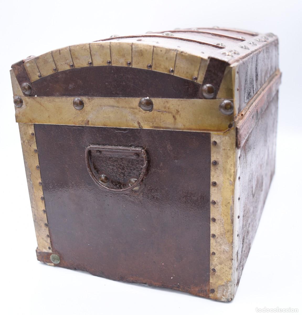 Antig&uuml;edades: Cofre joyero antiguo del S. XIX de madera chapada - Foto 5