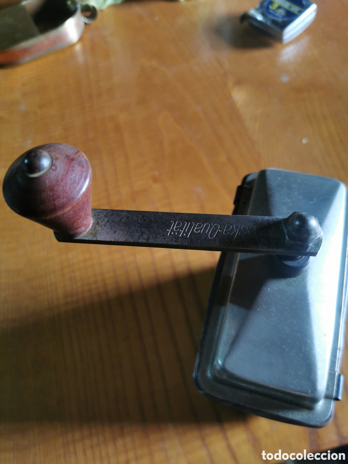 Antig&uuml;edades: Molinillo Geska Bakelita 11cm. - Foto 3