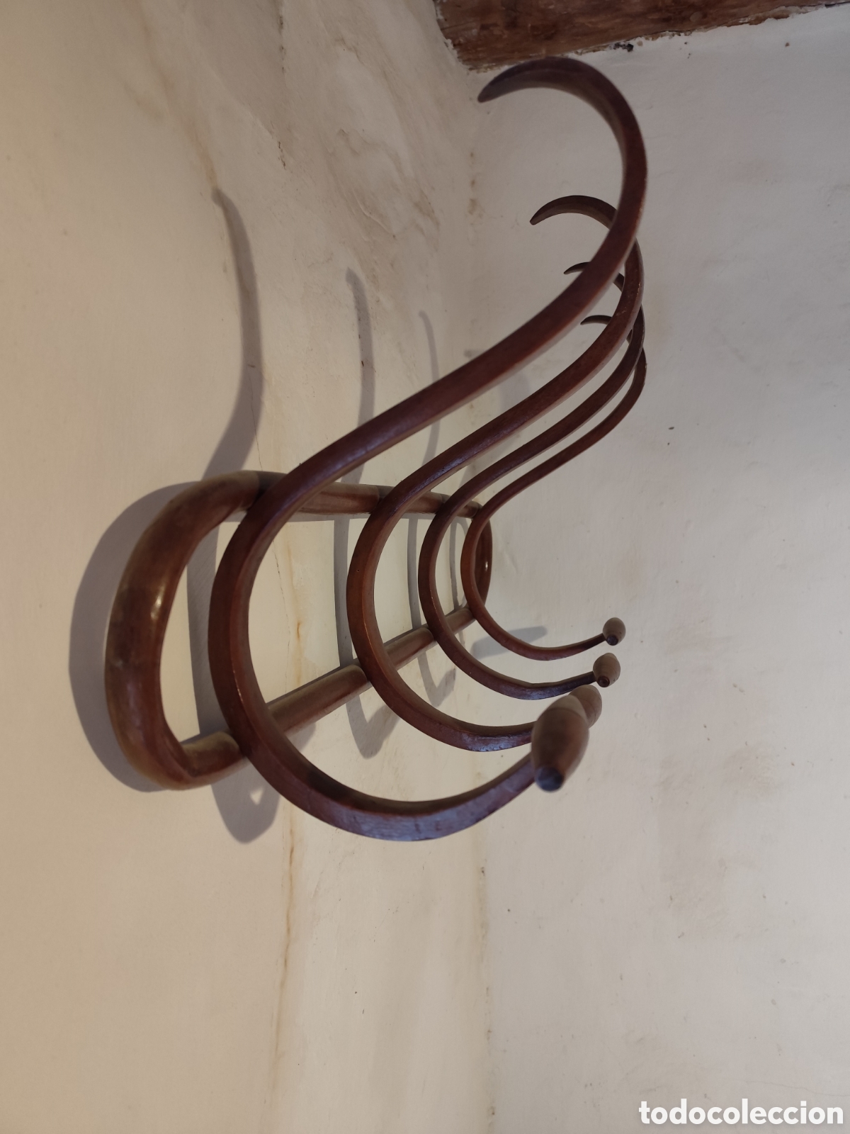 Antig&uuml;edades: Perchero de pared estilo thonet de 4 brazos - Foto 2