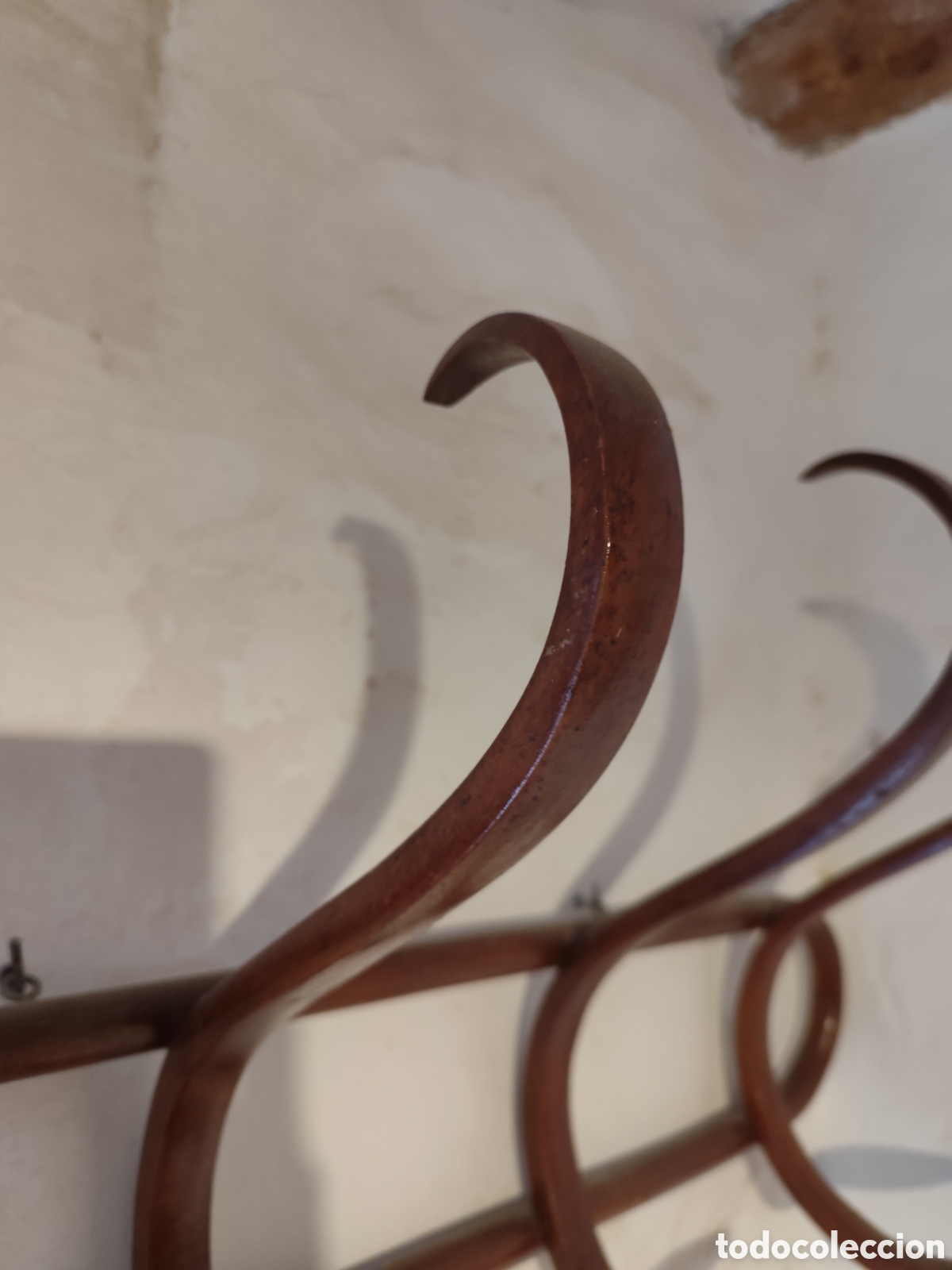 Antig&uuml;edades: Perchero de pared estilo thonet de 4 brazos - Foto 4