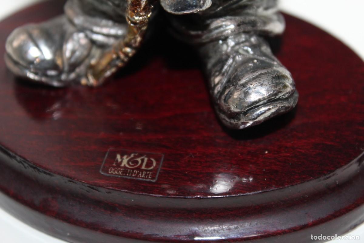 Antig&uuml;edades: ANTIGUO PAYASO PLATEADO CON BASE DE MADERA - Foto 5