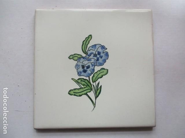Antig&uuml;edades: Azulejo antiguo pintado - Foto 1
