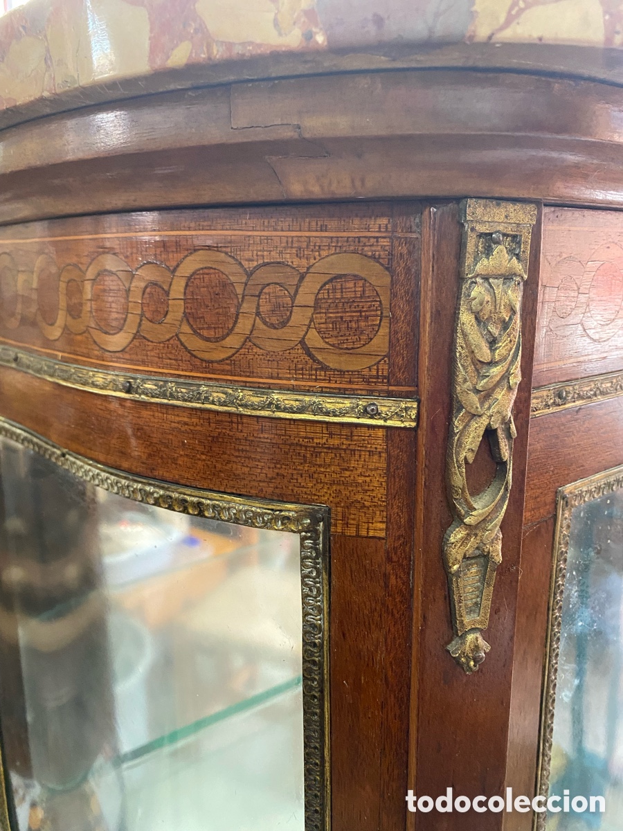 Antig&uuml;edades: Antigua Vitrin&eacute; estilo franc&eacute;s Luis XV - Foto 5