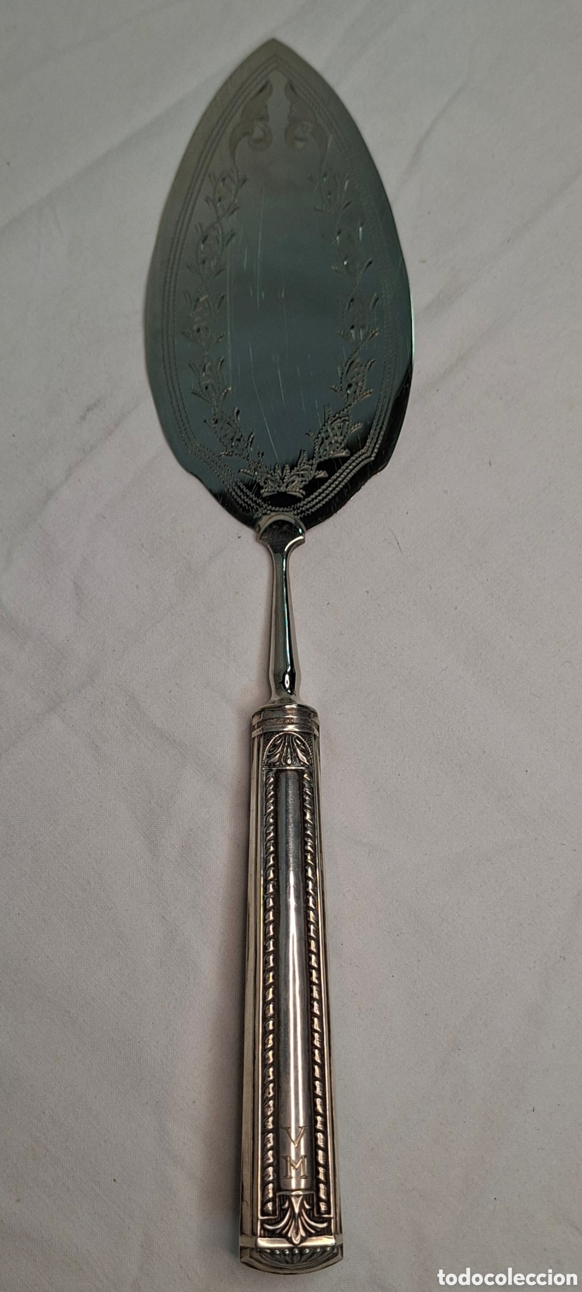 Antig&uuml;edades: Pala para servir con mango de plata - Foto 1