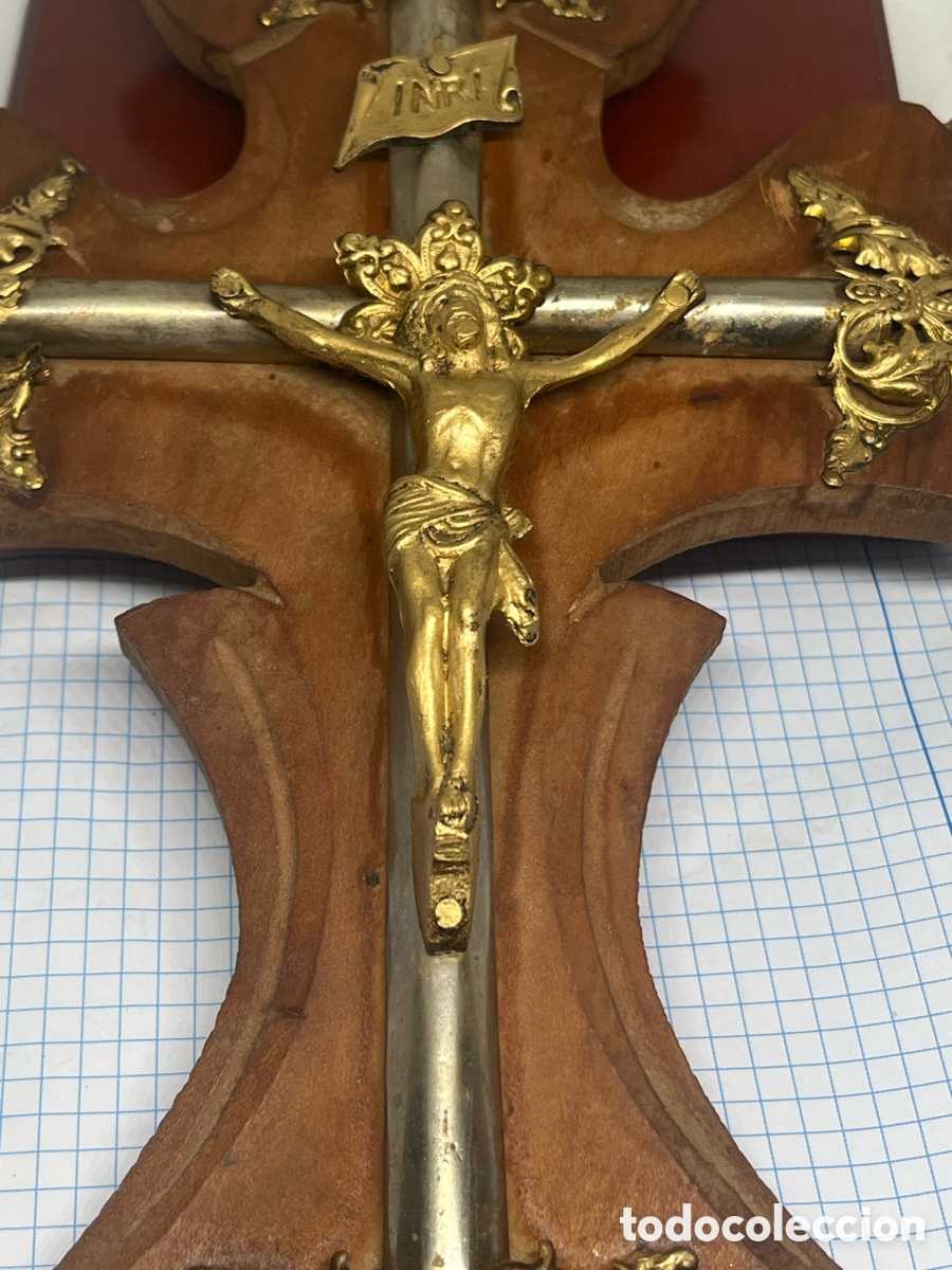 Antig&uuml;edades: ANTIGUA BENDITERA MADERA Y METALES - Foto 10