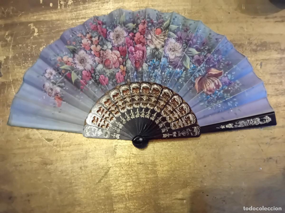 Antig&uuml;edades: Abanico con rosas d&eacute;cada de los 70 - Foto 1