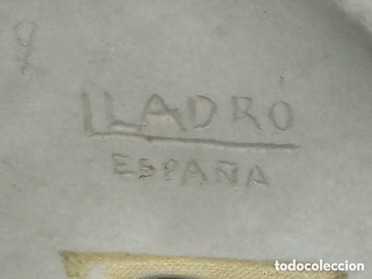 Antig&uuml;edades: REF: 01000327.13 &ldquo;GACELA&rdquo; LLADR&Oacute; - Foto 9