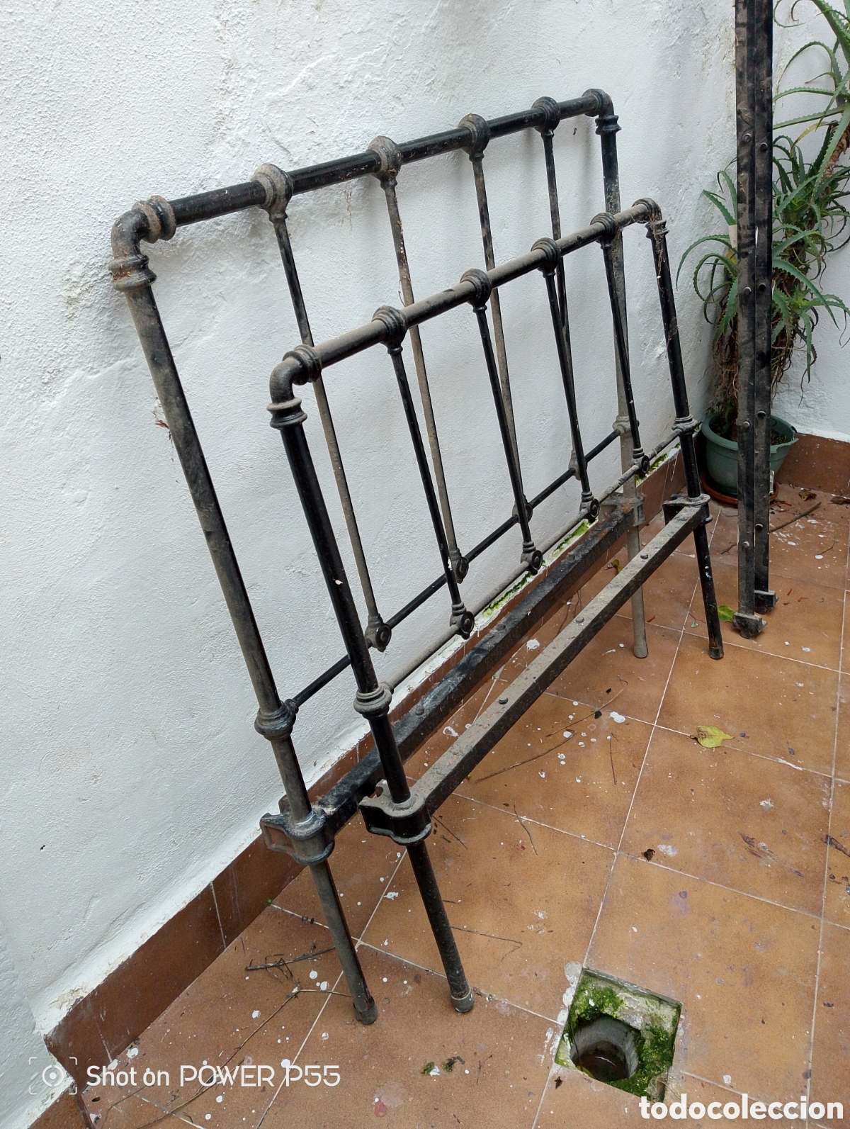 Antig&uuml;edades: Cama de hierro siglo XIX - Foto 1