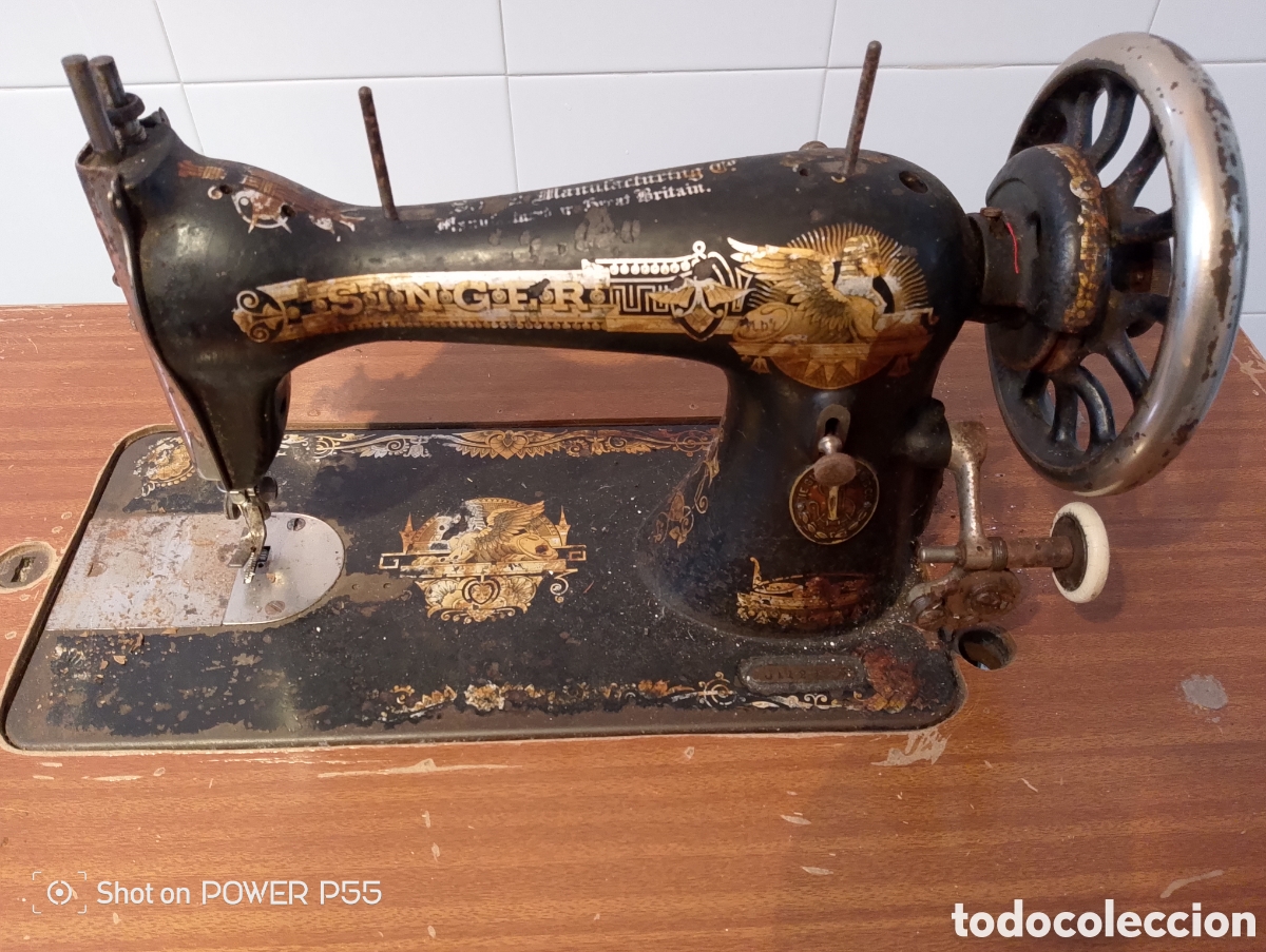 Antig&uuml;edades: M&aacute;quina de coser singer - Foto 2