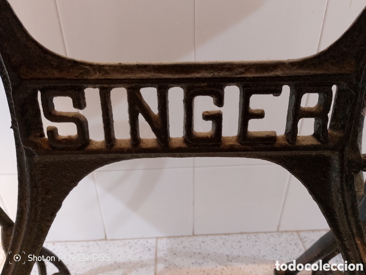 Antig&uuml;edades: M&aacute;quina de coser singer - Foto 4