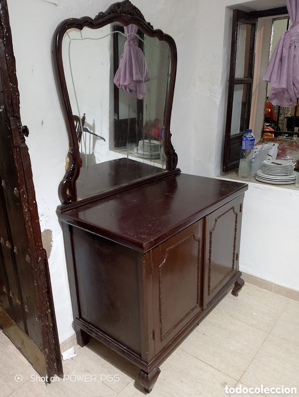 Antig&uuml;edades: C&oacute;moda con espejo biselado - Foto 1