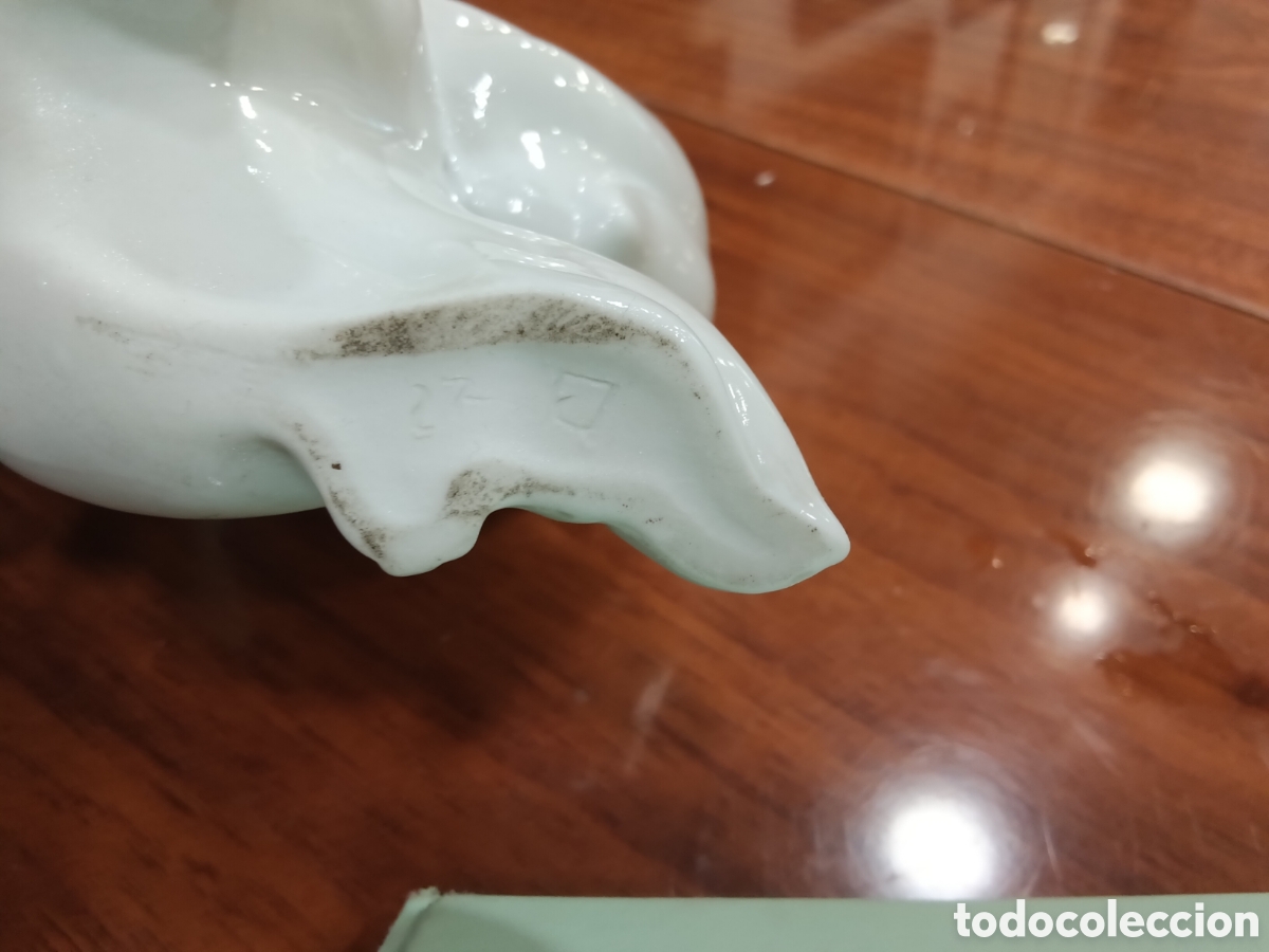 Antig&uuml;edades: Perrita coqueta Lladro - Foto 5