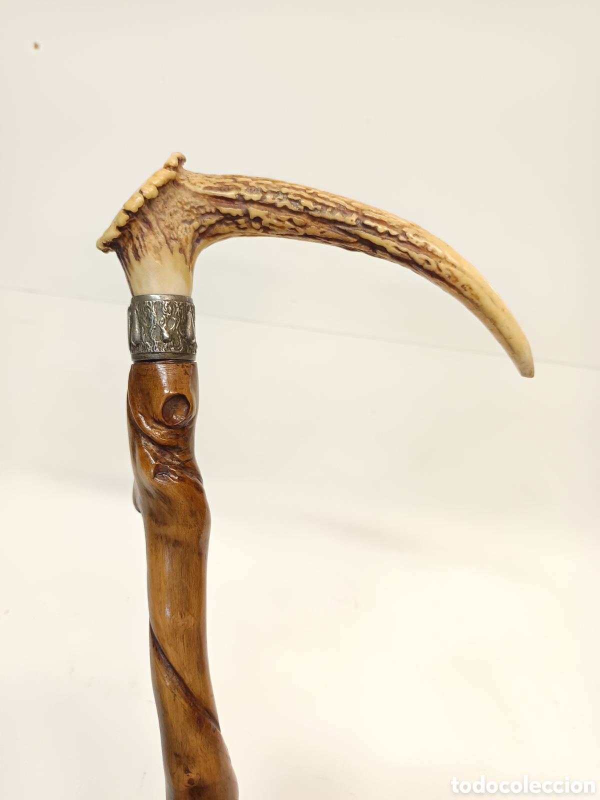 Antig&uuml;edades: Bast&oacute;n asta de ciervo - Foto 3