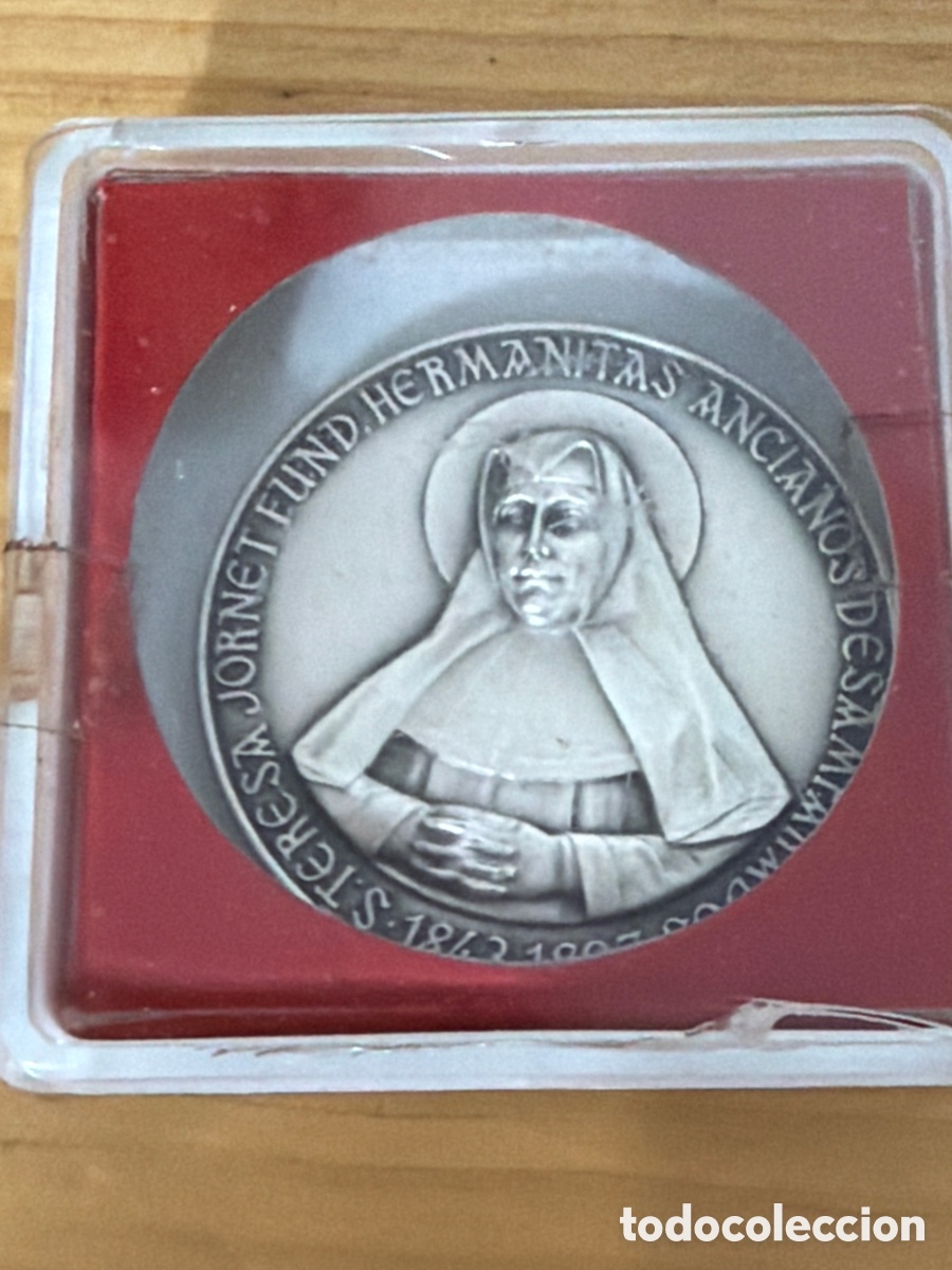 Antig&uuml;edades: Medalla fundadora ancianos - Foto 3