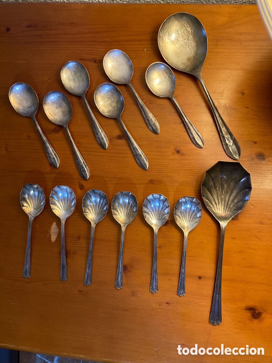 Antig&uuml;edades: 2 juegos de cucharas de postre ingleses - Foto 1
