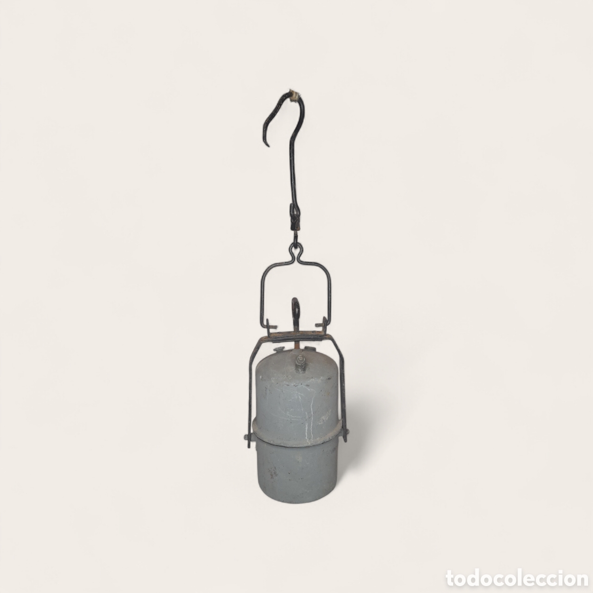 Antig&uuml;edades: Antiguo y gran candil de carburo. - Foto 1