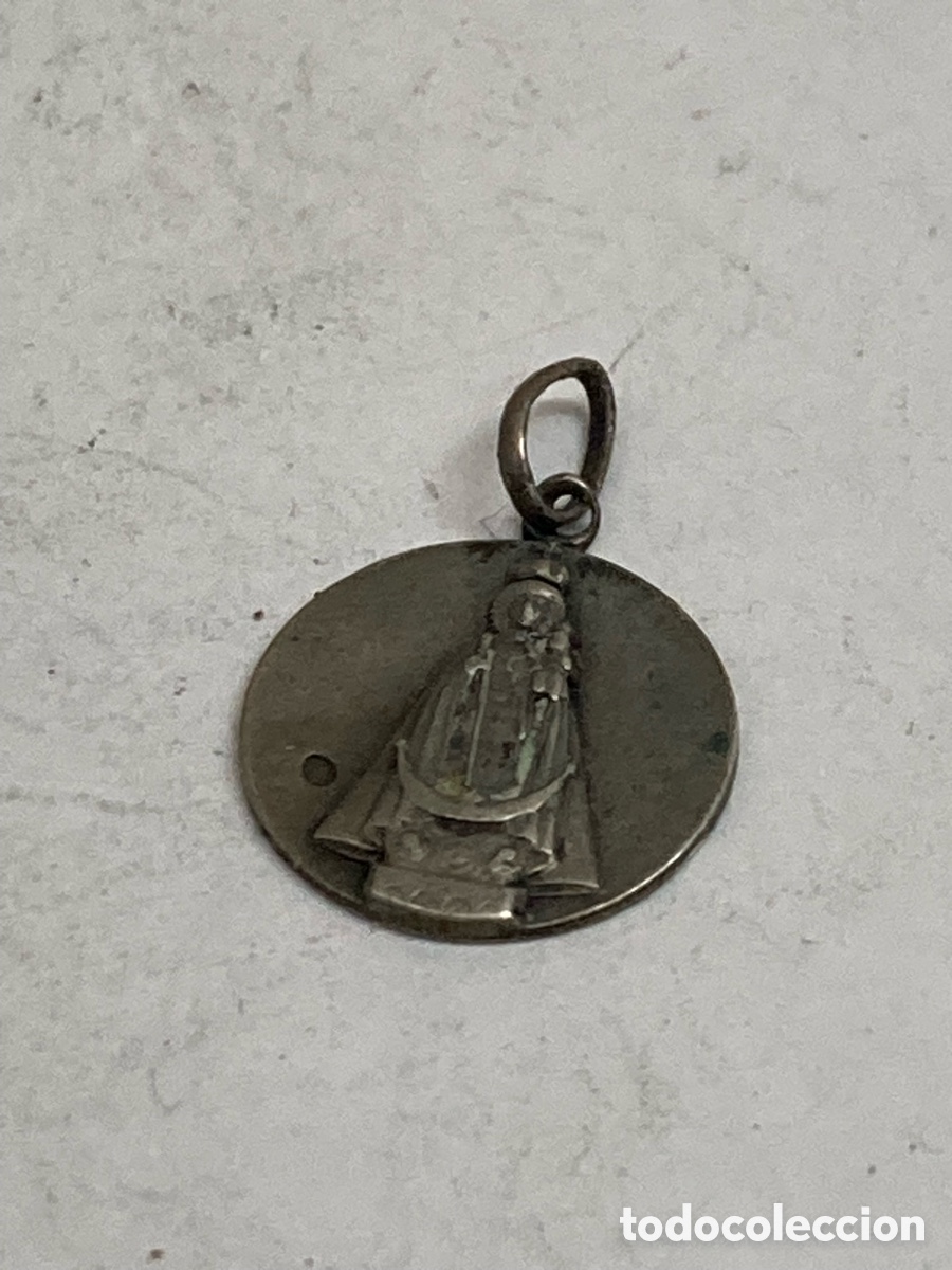 Antig&uuml;edades: Medalla de plata C524 - Foto 1