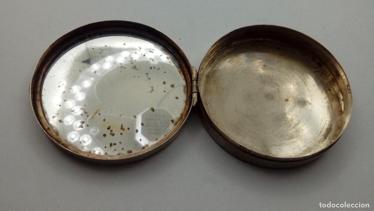 Antig&uuml;edades: PASTILLERO DE PLATA REDONDO - Foto 3