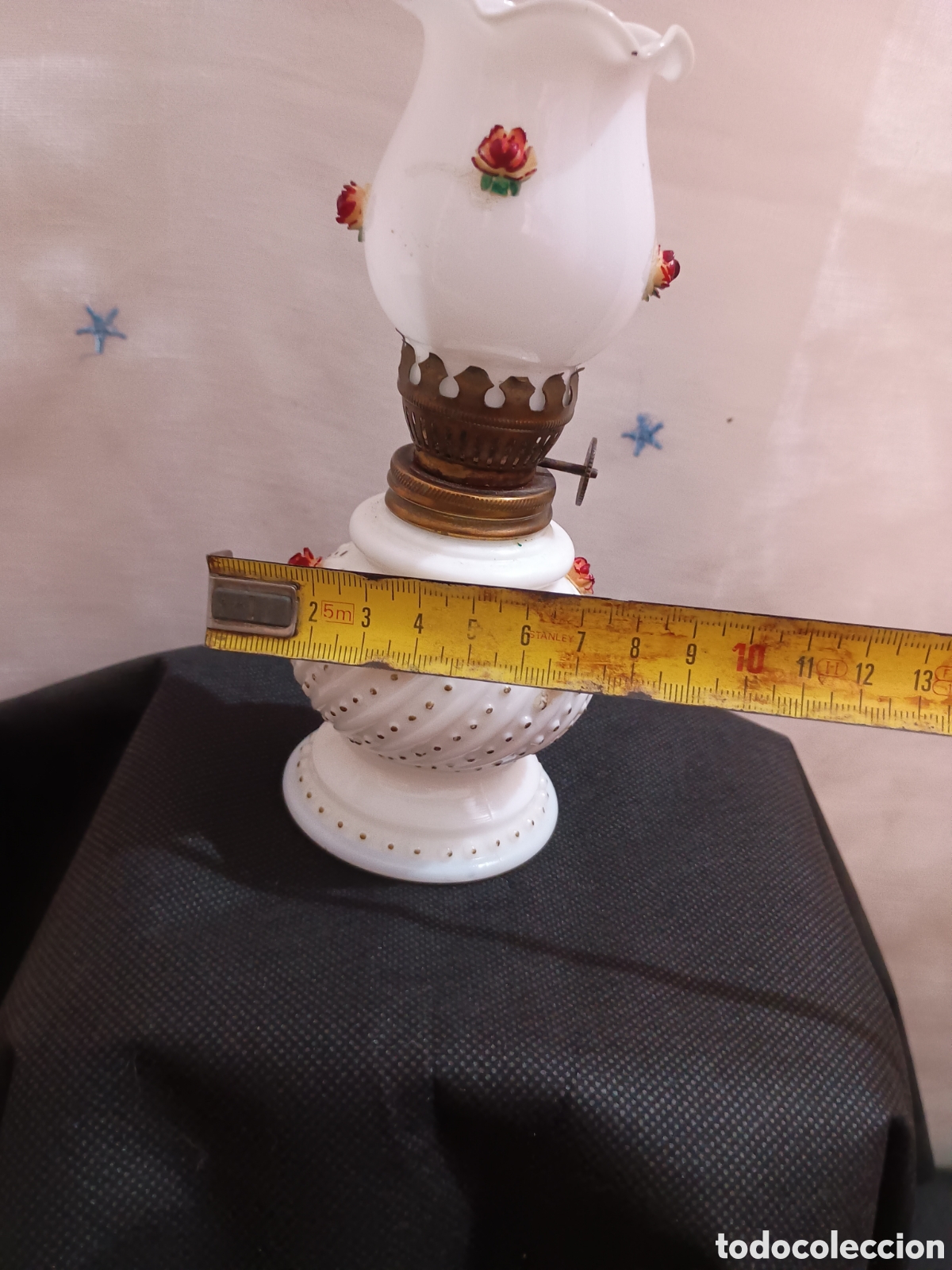 Antig&uuml;edades: Mini quinqu&eacute; de opalina blanca - Foto 5