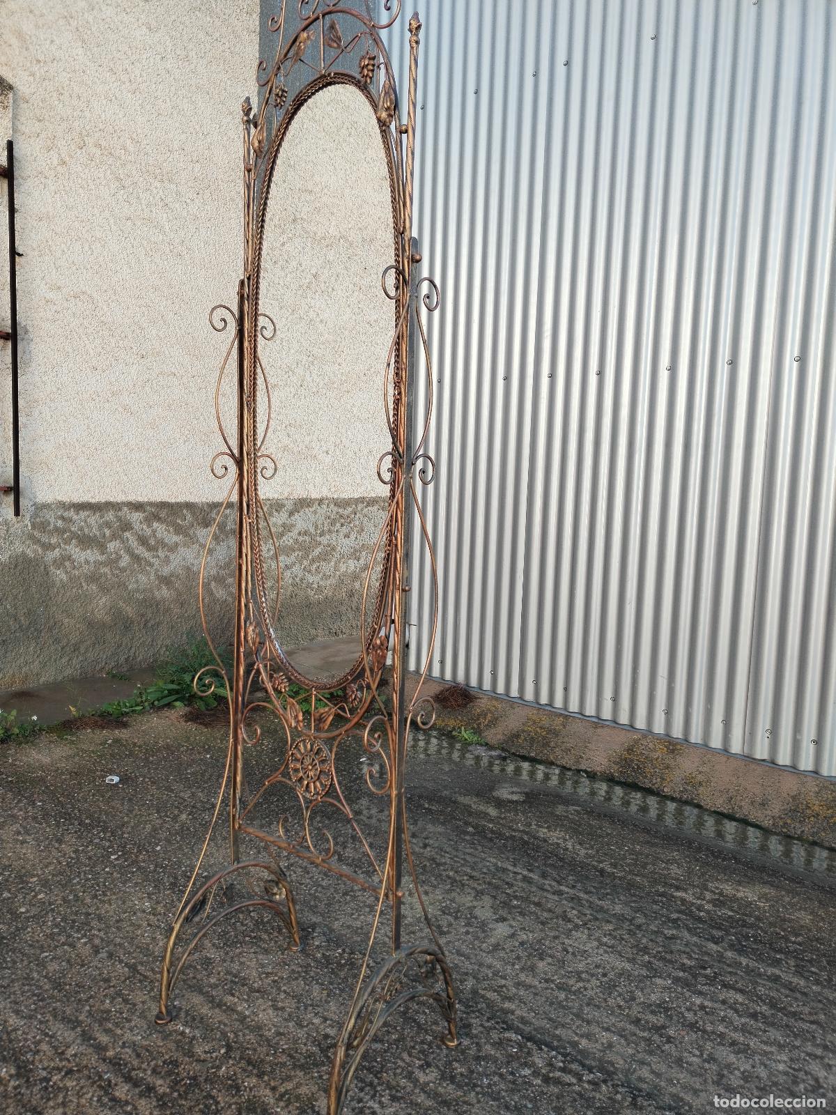Antig&uuml;edades: espejo de pie en hierro de forja - Foto 3