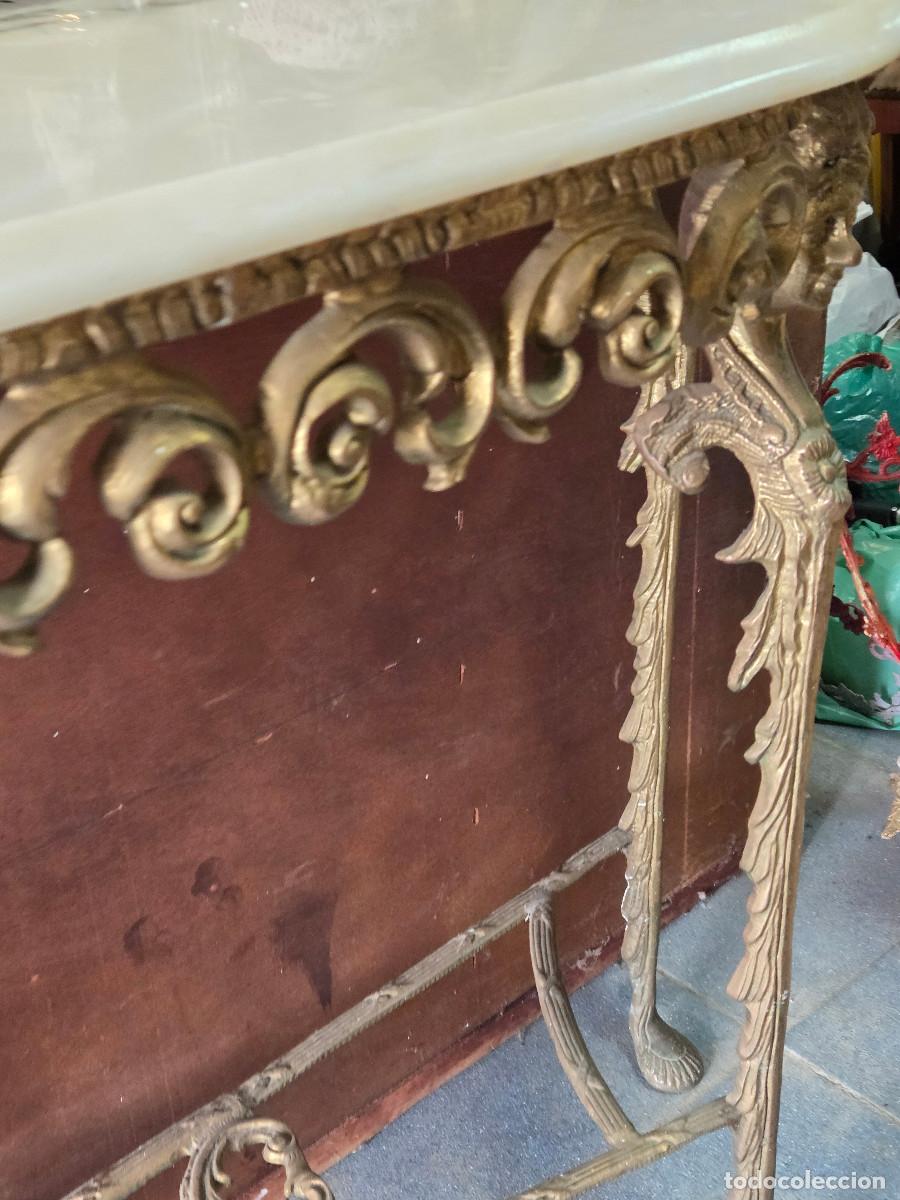 Antig&uuml;edades: consola de bronce y marmol - Foto 6