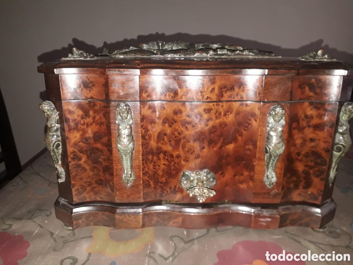 Antig&uuml;edades: Caja de cigarros S. XIX - Foto 1