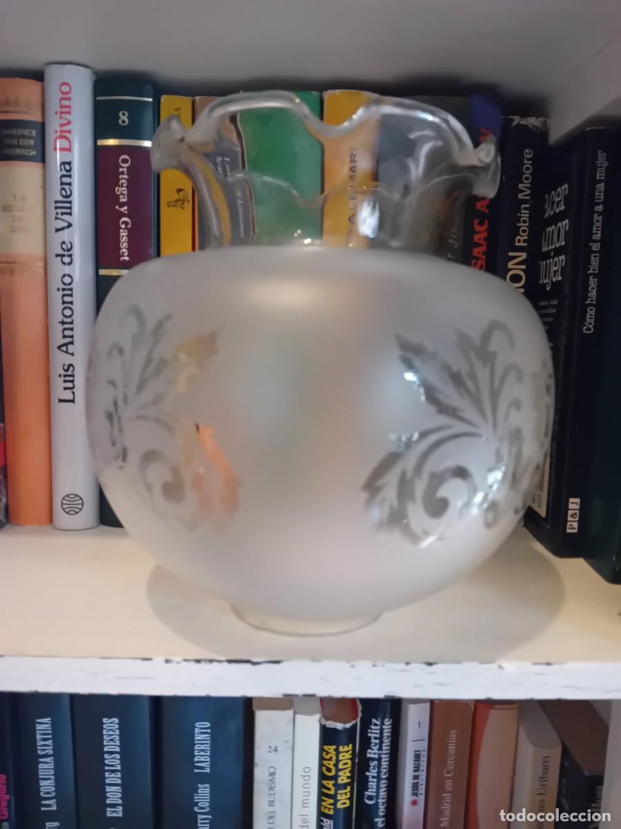 Antig&uuml;edades: Tulipa antigua con el cuello rizado - Foto 4
