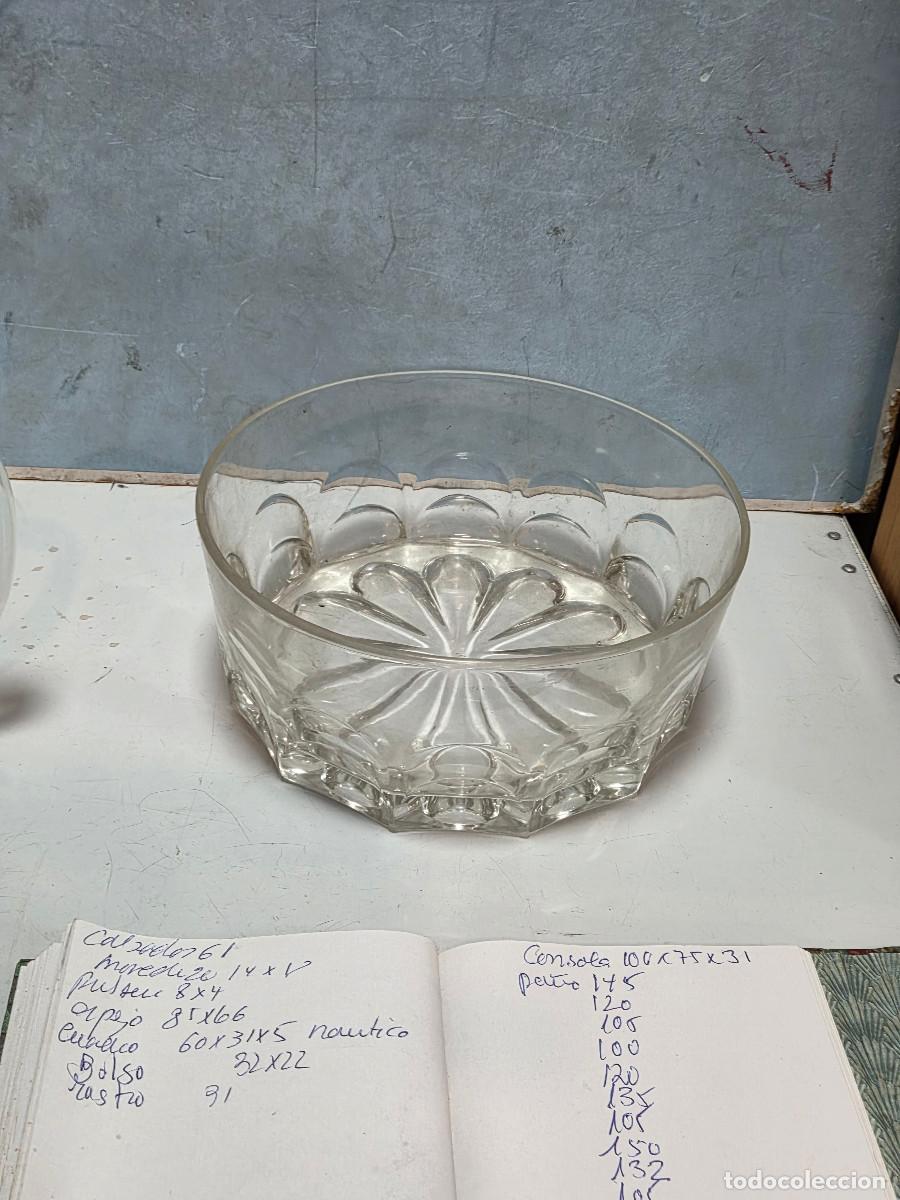 Antig&uuml;edades: ensaladera de cristal vintage - Foto 1