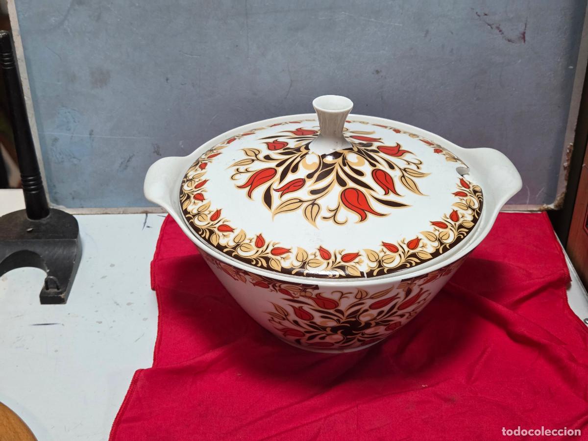 Antig&uuml;edades: sopera de ceramica vintage - Foto 2
