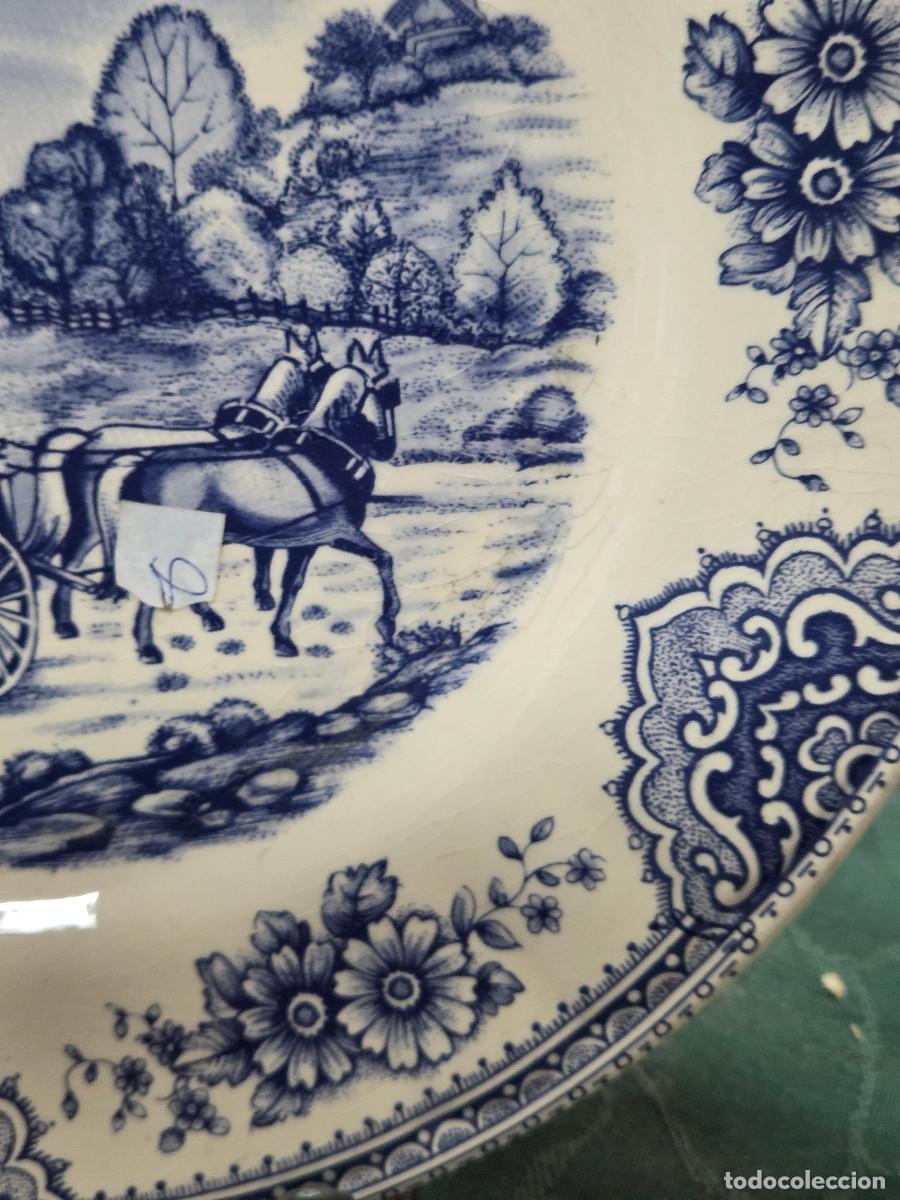 Antig&uuml;edades: plato de ceramica azul - Foto 4