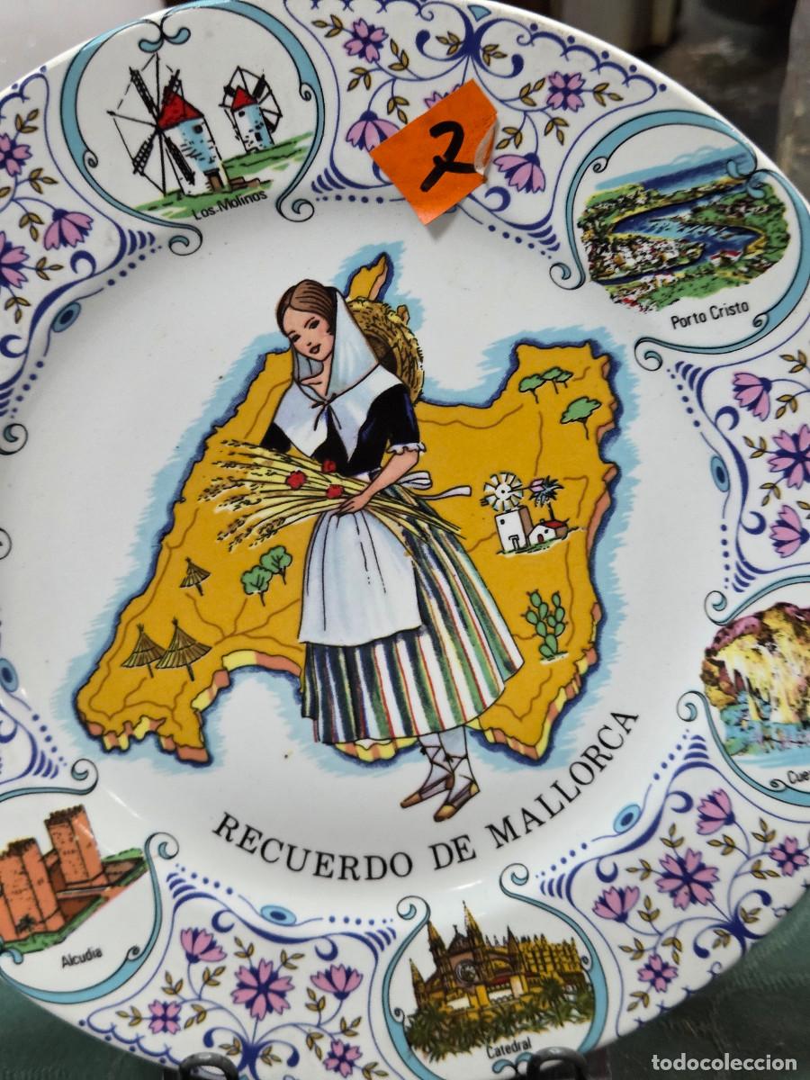 Antig&uuml;edades: plato de porcelana de mallorca - Foto 2