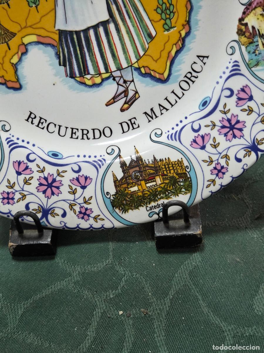 Antig&uuml;edades: plato de porcelana de mallorca - Foto 3