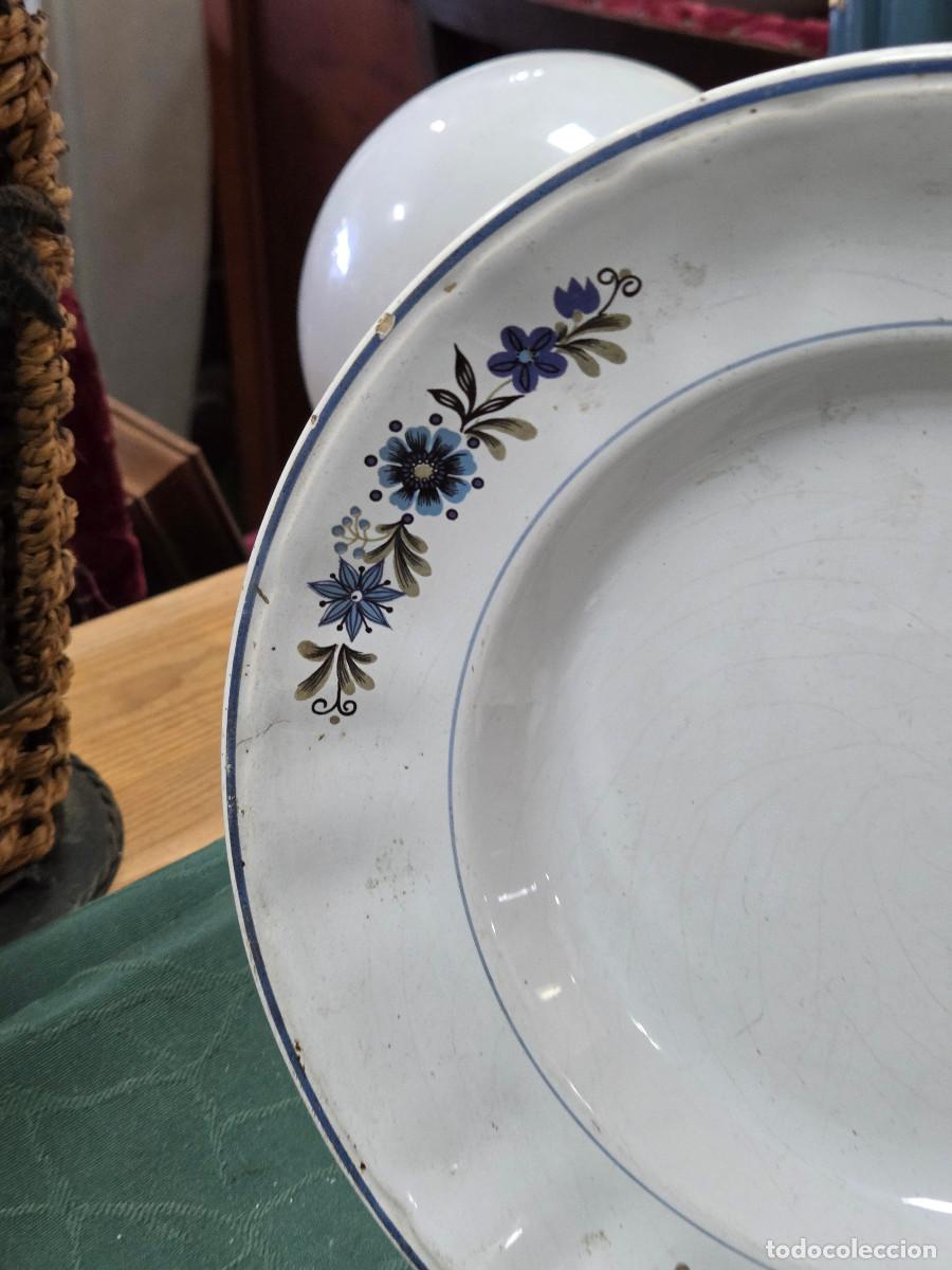 Antig&uuml;edades: plato de ceramica hondo - Foto 2