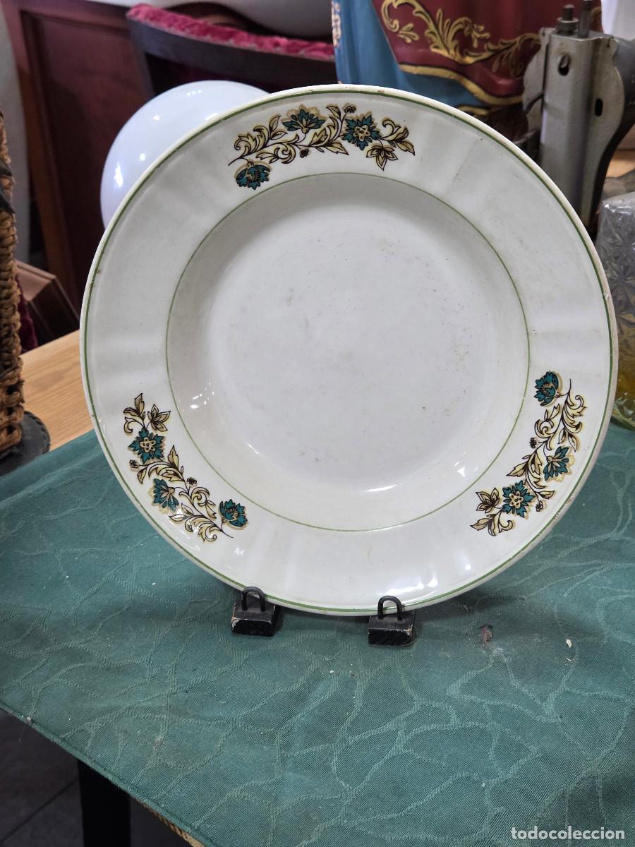 Antig&uuml;edades: plato de ceramica vintage - Foto 1